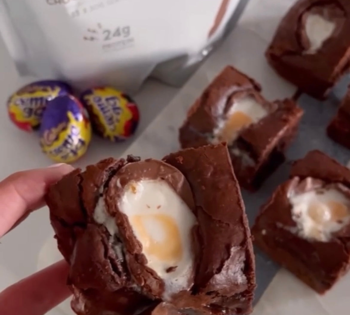 FemFuelz Protein Creme Egg Brownies