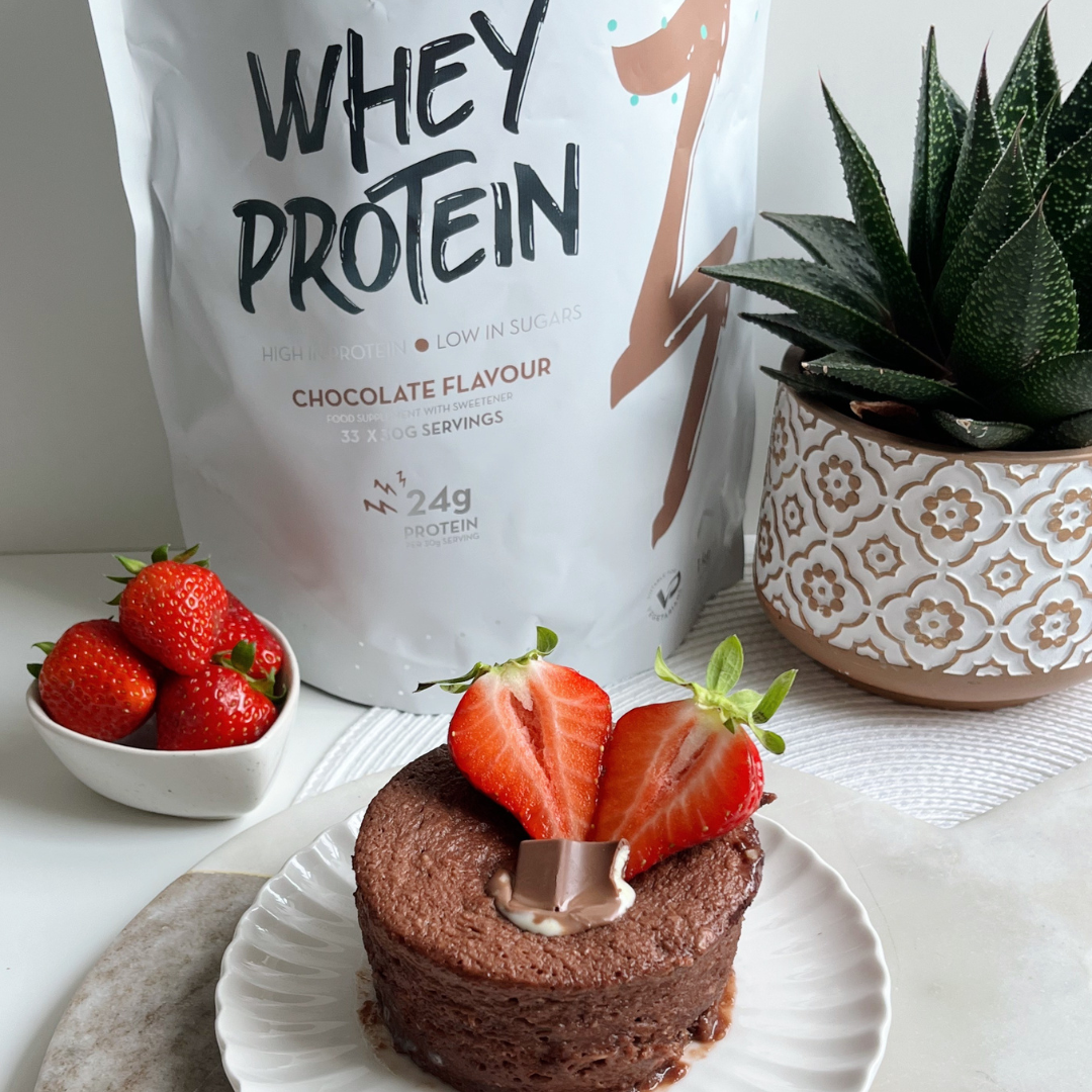 2 Minute Chocolate Protein Cake 🍫